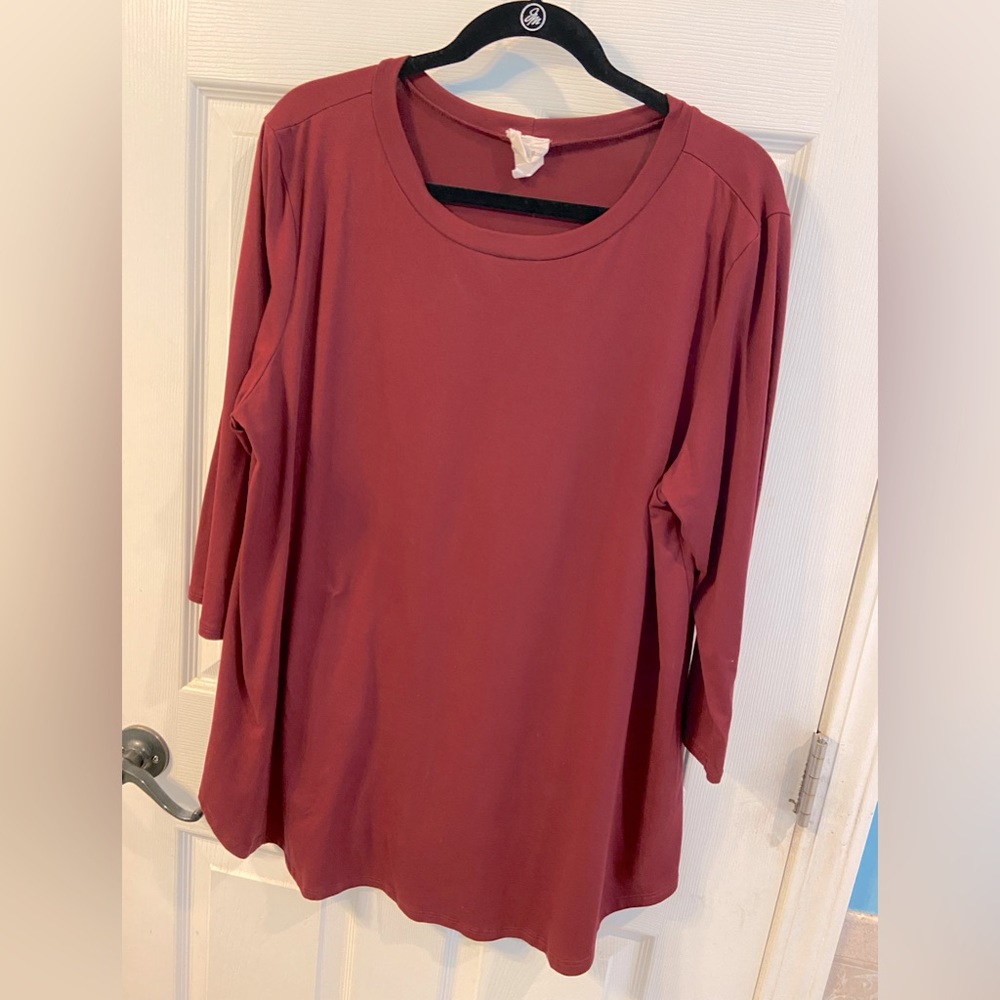3/4 sleeve shirt